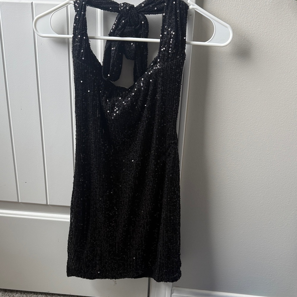 Black Lucy in the sky mini dress size medium